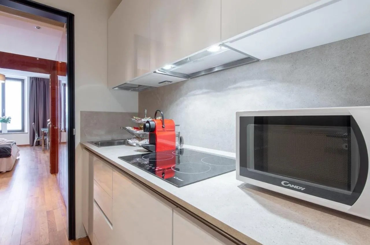 Milan Royal Suites - Centro Duomo Apartman