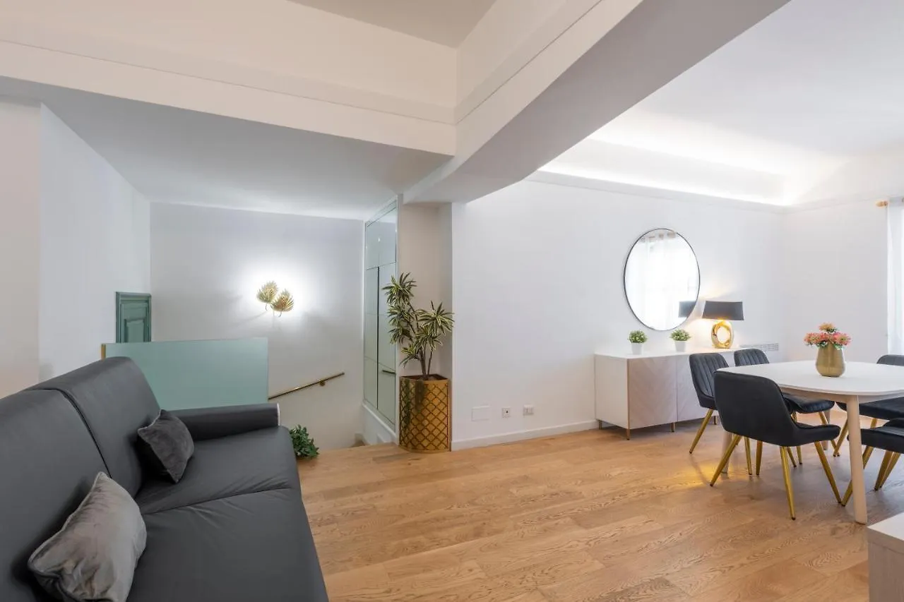 Апартаменты Milan Royal Suites - Centro Duomo