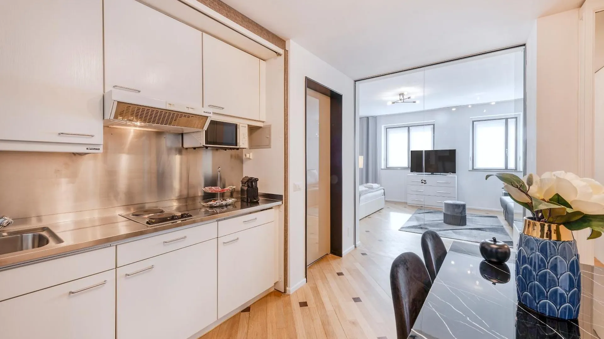 Milan Royal Suites - Centro Duomo דירה